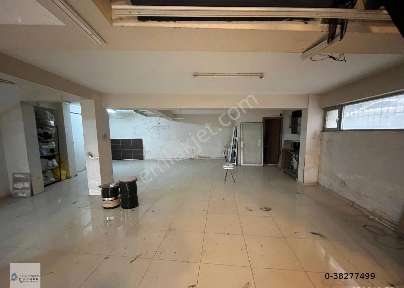Karabağlar'ın Kalbinde 200 M² Ticari Alan - Kaçırılmayacak Fırsat!