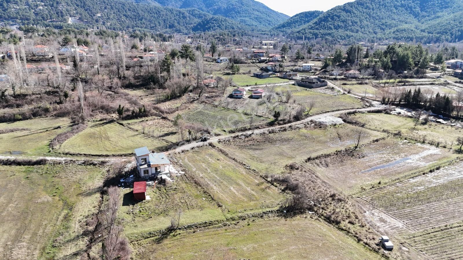 Goldhouse Dan Satılık Tarla Doğayla İç İçe Harika Havası İle 1048 M2 - Görsel 5