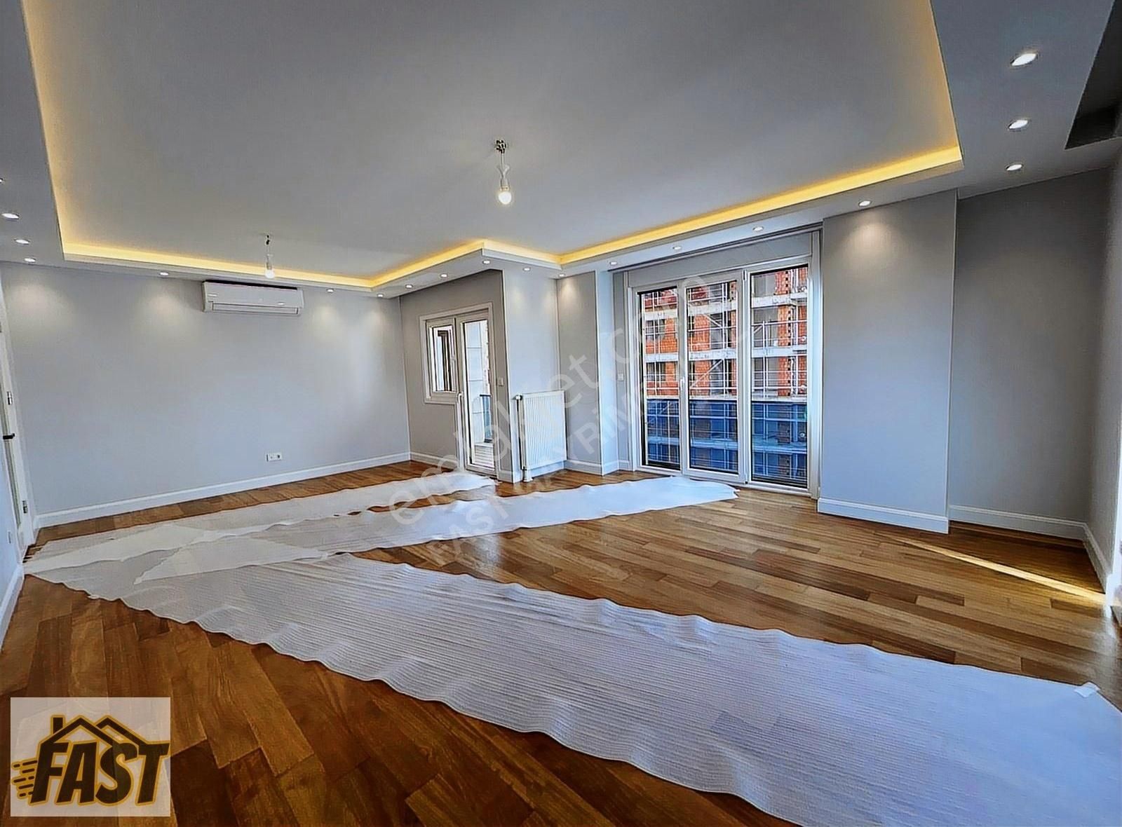 Kadıköy Erenköy Satılık Daire Erenköy'de 4+1 Net 140m2 Özel Daire