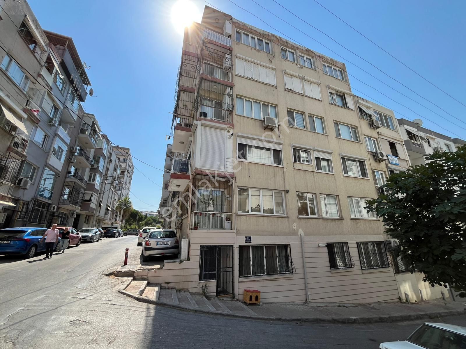 Asilden Göztepe Metro Sokağında Satılık 3+1 - Görsel 3