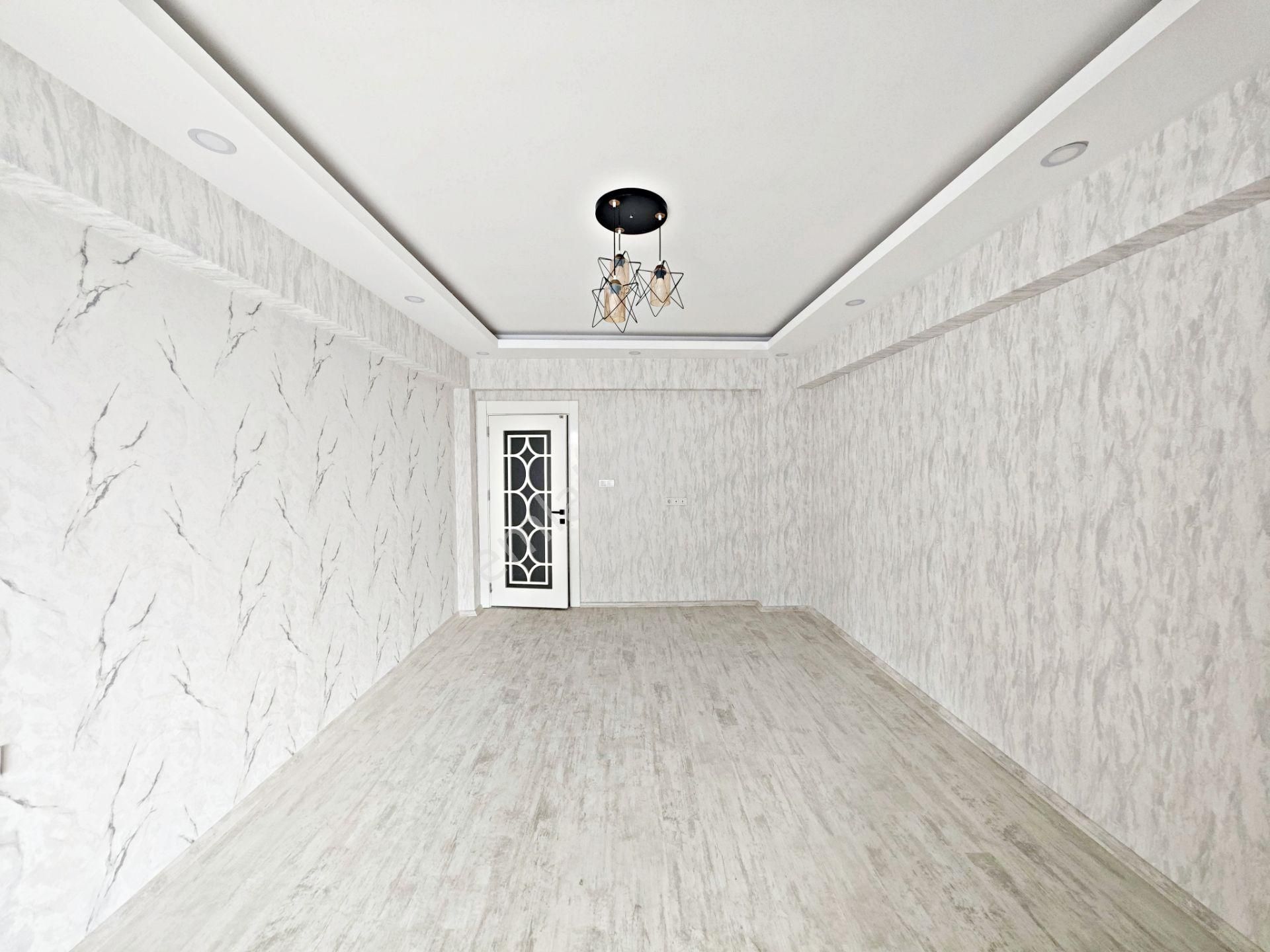 Alpaslan'da Geniş Oturum Ve Şık Duvar Kağıdı Sıfır Ultralüx 3+1 - Görsel 10