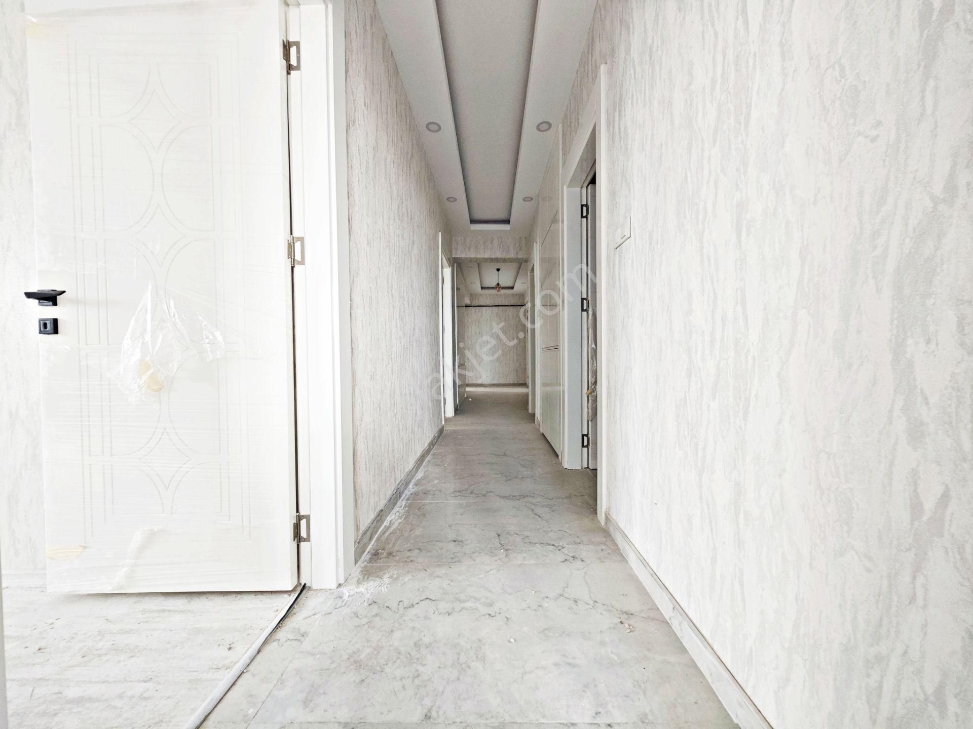 Alpaslan'da Geniş Oturum Ve Şık Duvar Kağıdı Sıfır Ultralüx 3+1 - Görsel 20