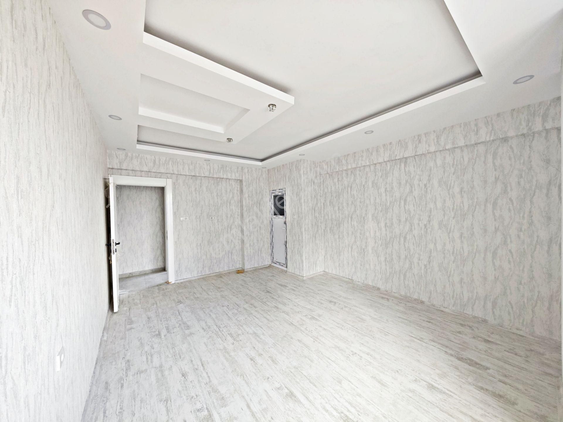 Alpaslan'da Geniş Oturum Ve Şık Duvar Kağıdı Sıfır Ultralüx 3+1 - Görsel 15