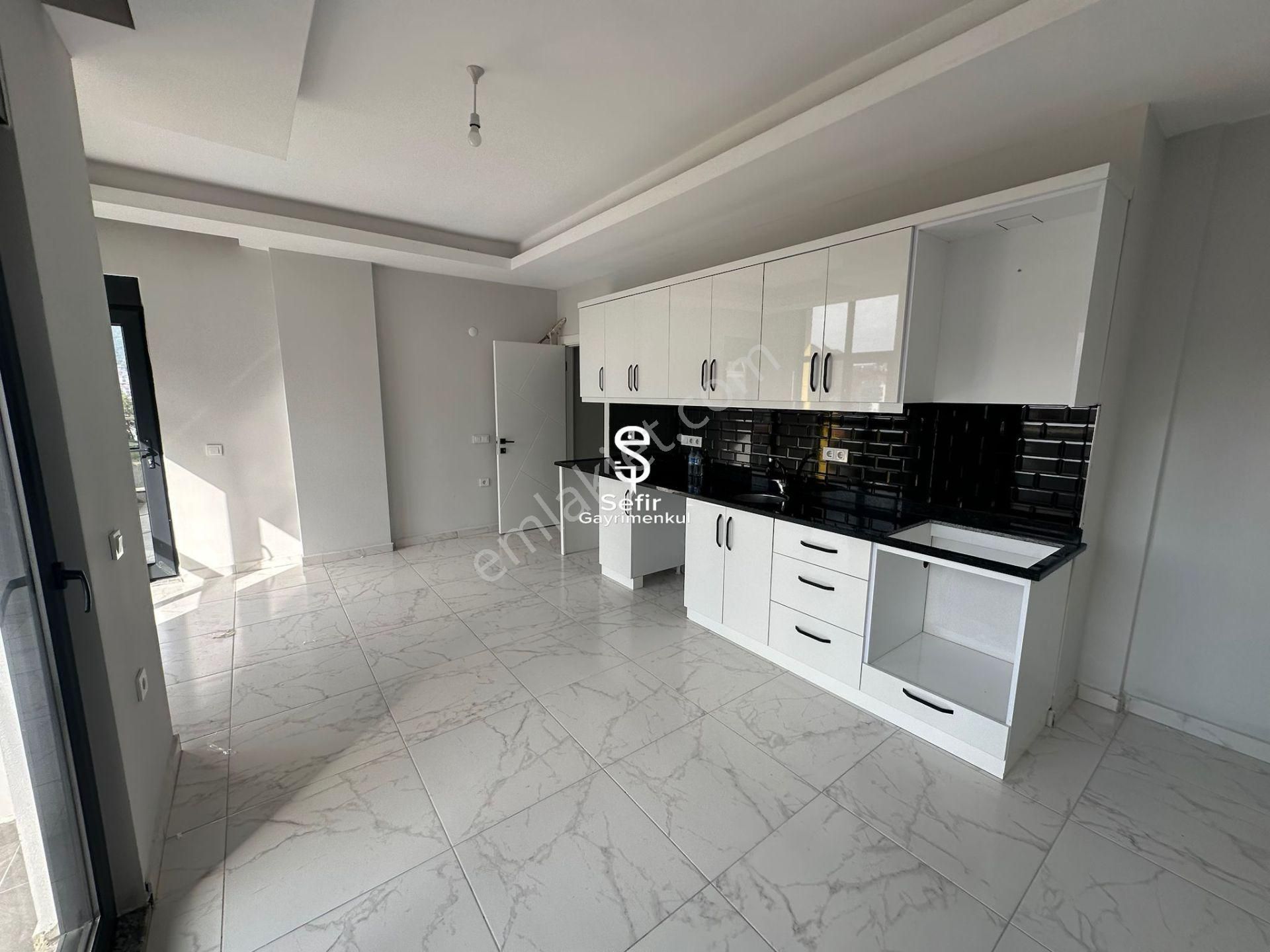 Alanya Oba Da Kiralık 3+1 Ayrı Mutfak Sıfır Dubleks Daire - Görsel 3