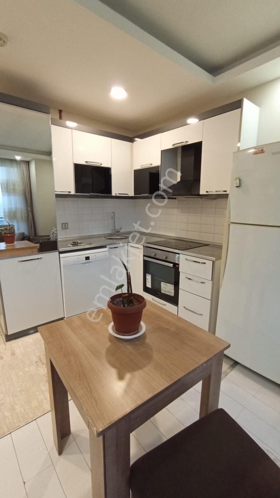 Esenyurt Mehterçeşme Kiralık Daire Metrobüse Yakın Full Eşyalı Rezidans