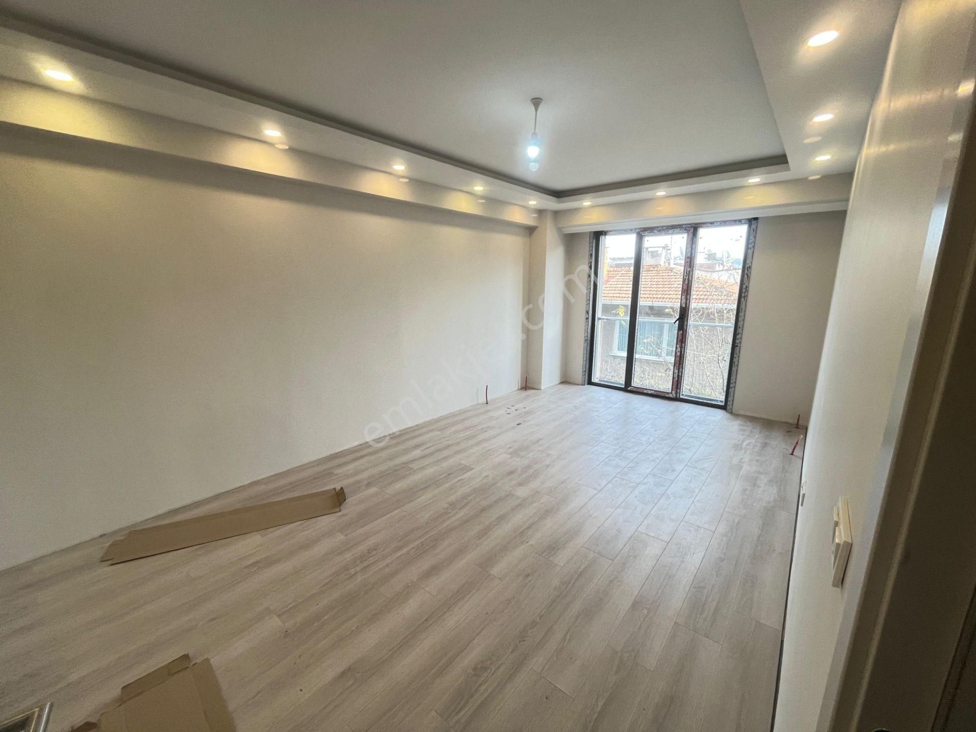 Üsküdar İcadiyenin En Güzel Yerinde Sıfır Binada 2+1 85m² Satılı - Görsel 4