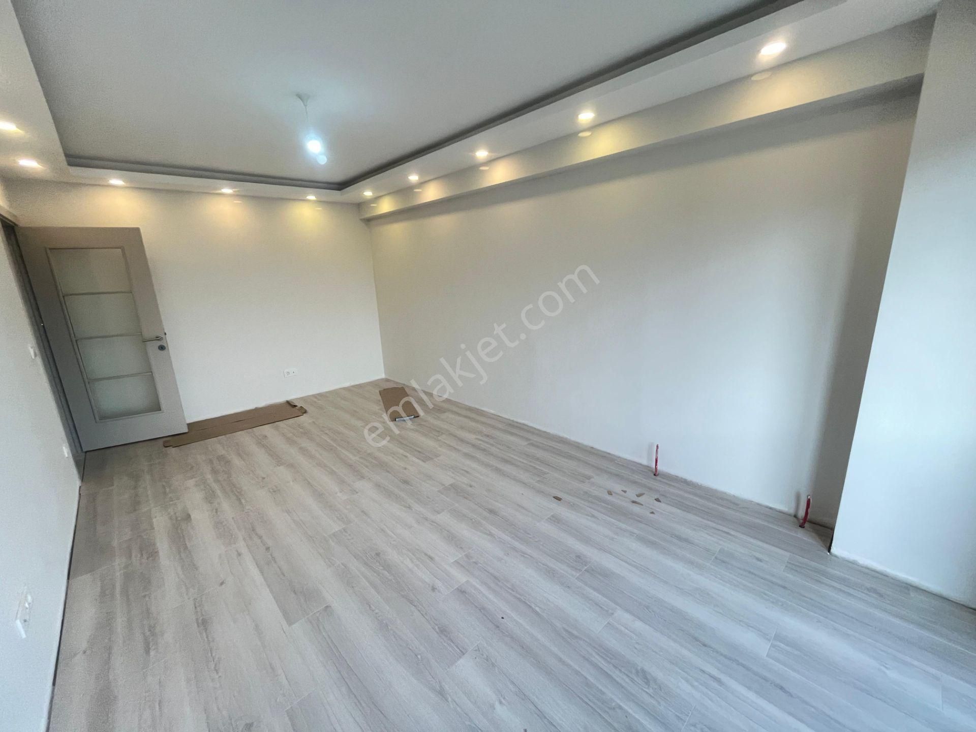 Üsküdar İcadiyenin En Güzel Yerinde Sıfır Binada 2+1 85m² Satılı - Görsel 6