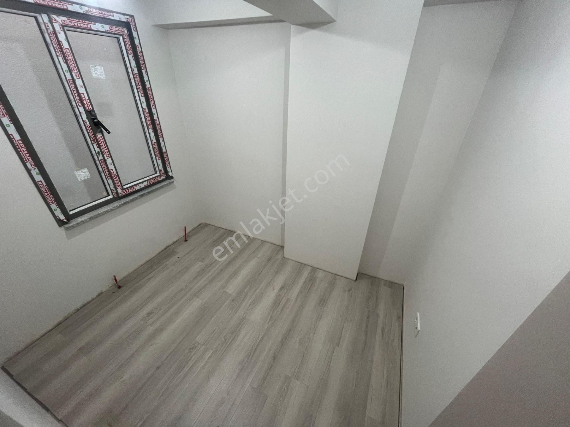 Üsküdar İcadiyenin En Güzel Yerinde Sıfır Binada 2+1 85m² Satılı - Görsel 14