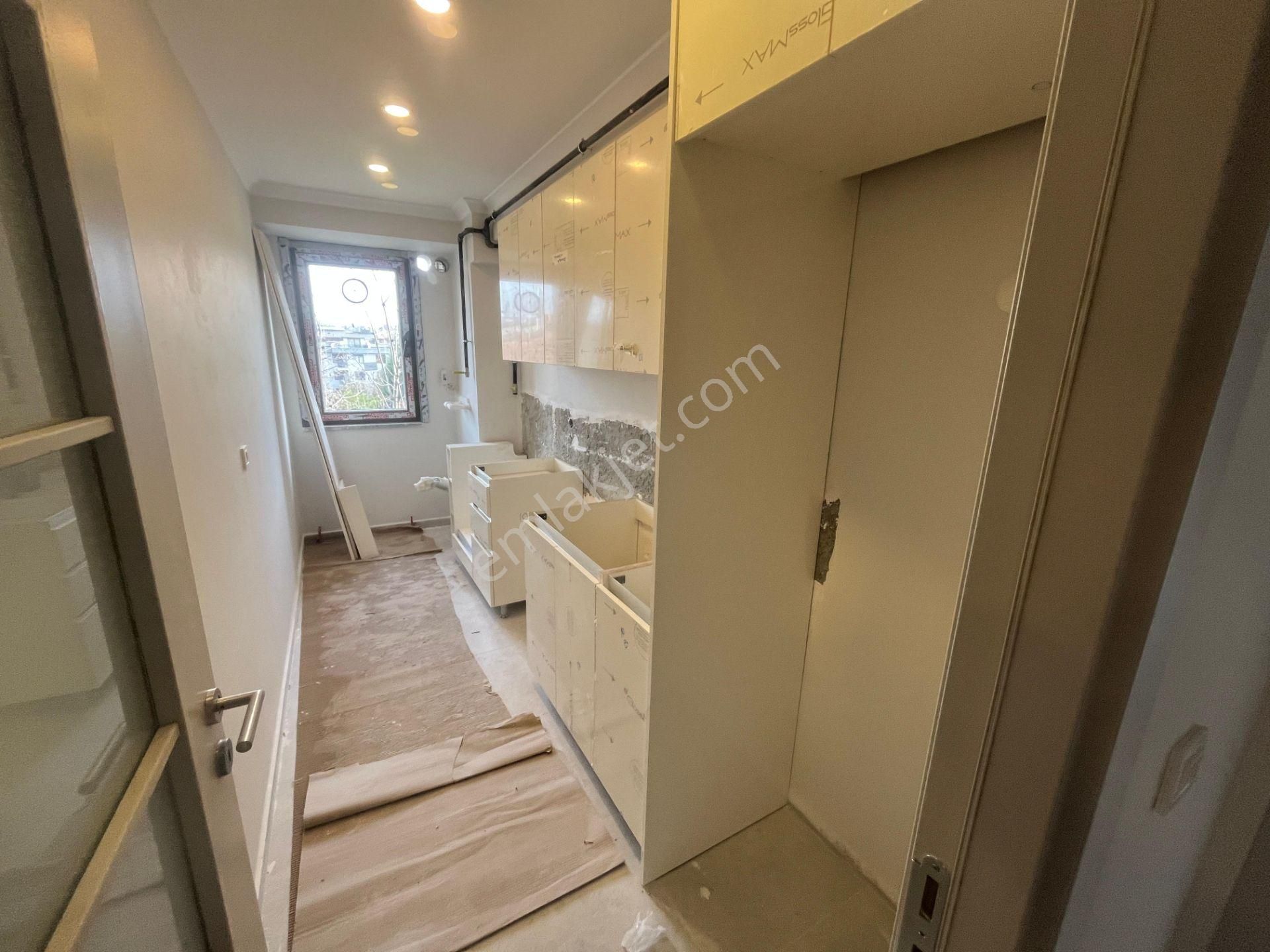 Üsküdar İcadiyenin En Güzel Yerinde Sıfır Binada 2+1 85m² Satılı - Görsel 20