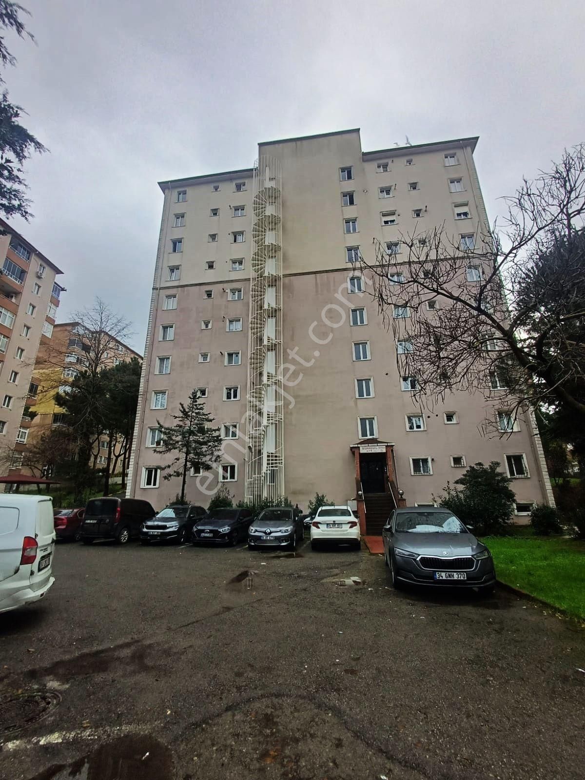 Kartal Uğur Mumcu Okula Yakın Kiralık Daire Mertcan Dan Uğurmumcu Mah Arakat 2+1 Açık Balkonlu Fırsat Kiralık