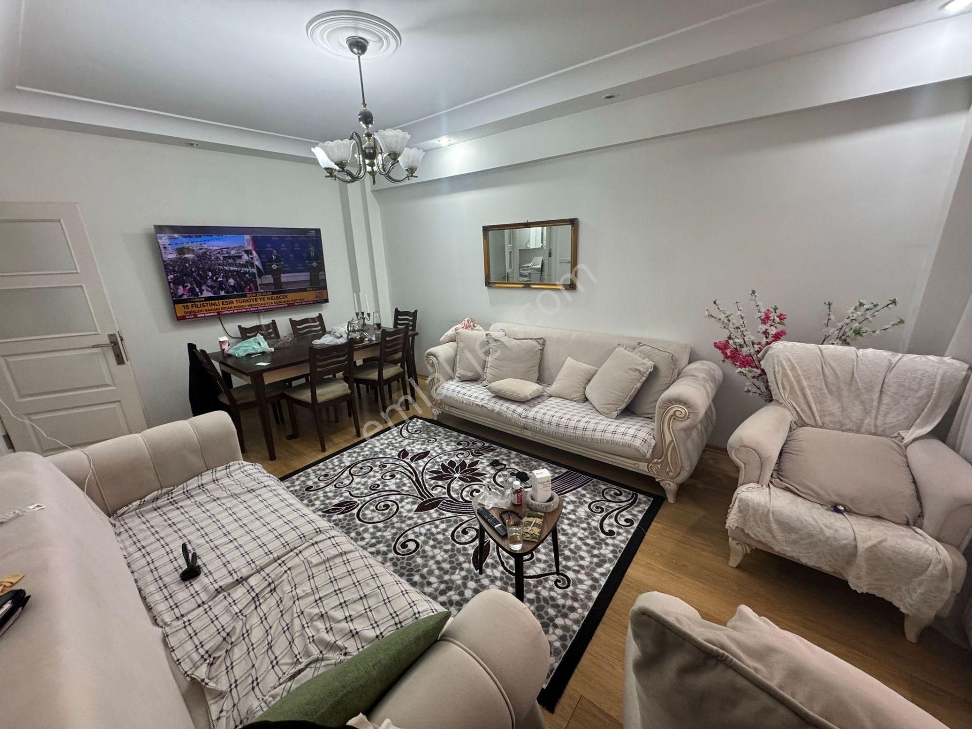 Zeytinburnu Veliefendi Satılık Daire M.a.y Group'tan Veliefndi'de Genç Bina'da 2+1 85m2 E.banyolu Satılık Daire