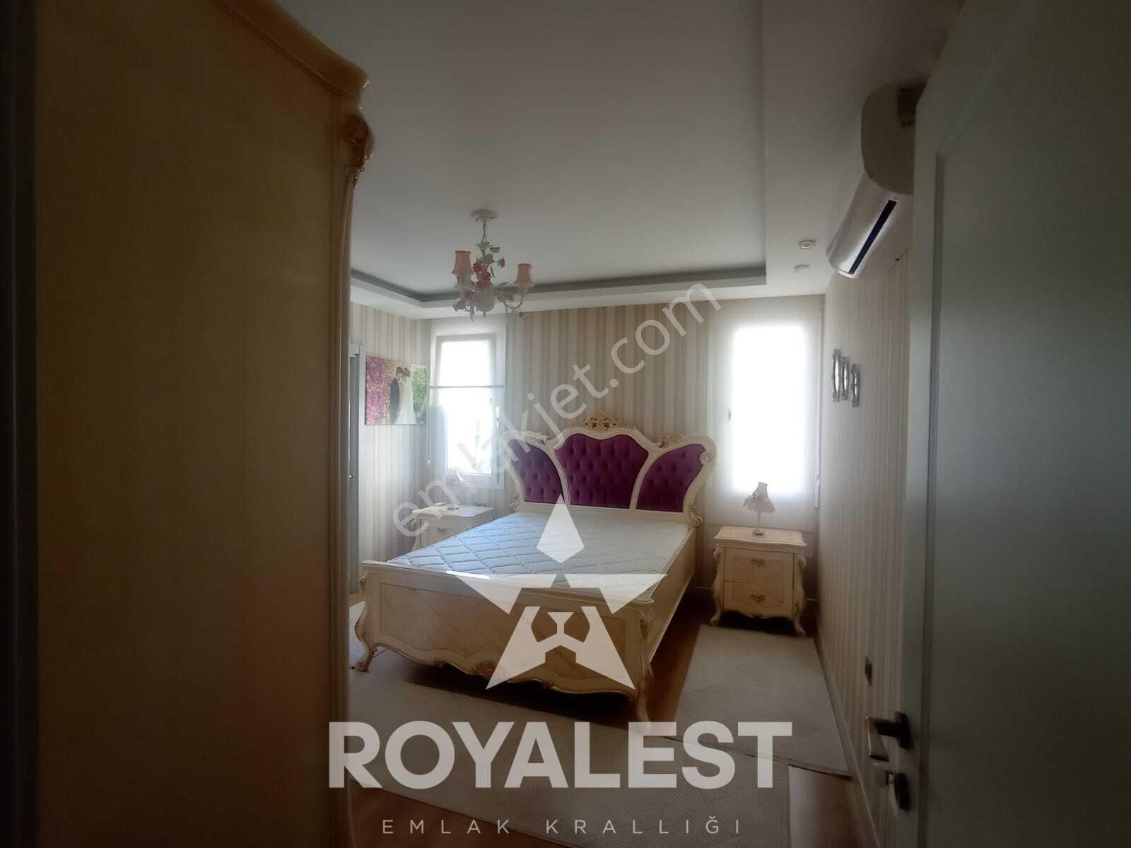 Royalest'ten Kapalı Mutfak Merkezi Konumda Ultra Geniş Daire - Görsel 12