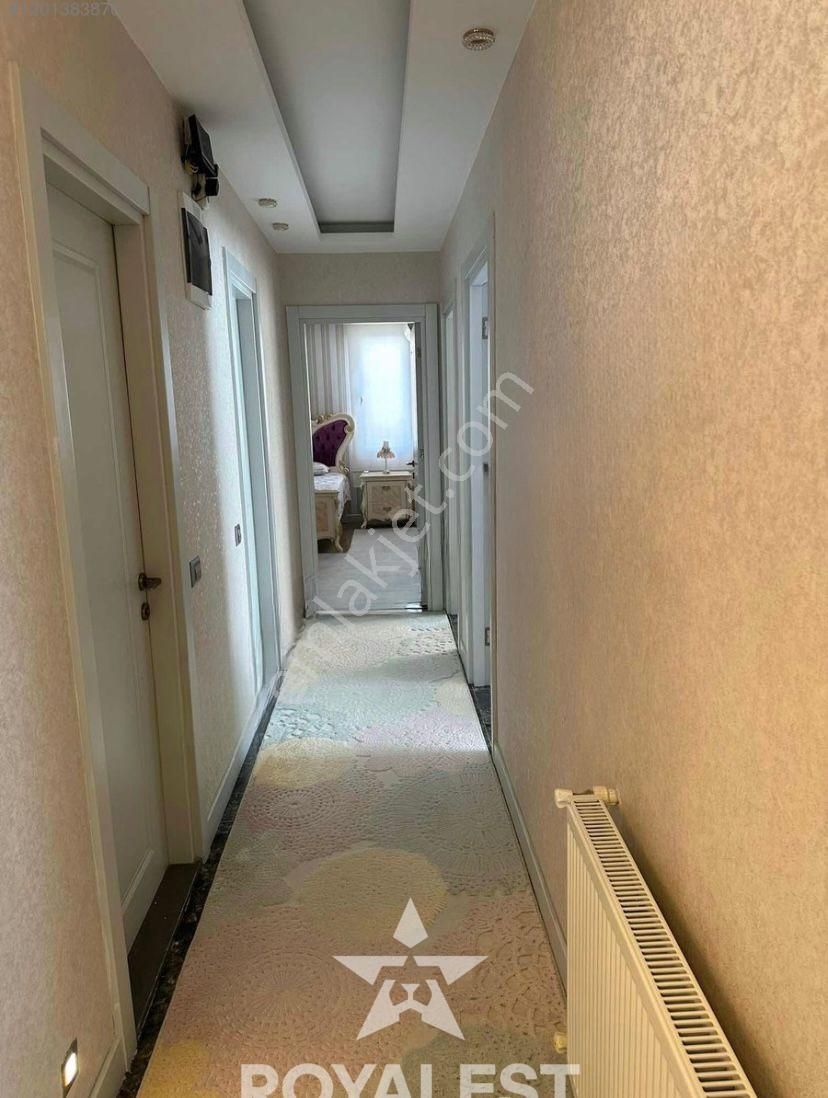 Royalest'ten Kapalı Mutfak Merkezi Konumda Ultra Geniş Daire - Görsel 7