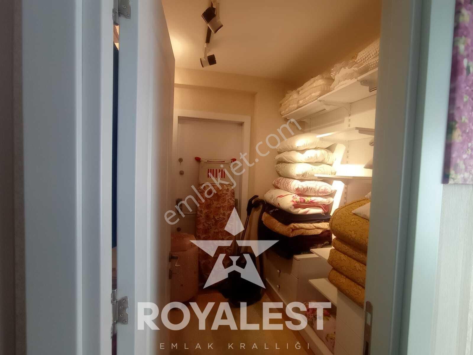 Royalest'ten Kapalı Mutfak Merkezi Konumda Ultra Geniş Daire - Görsel 10