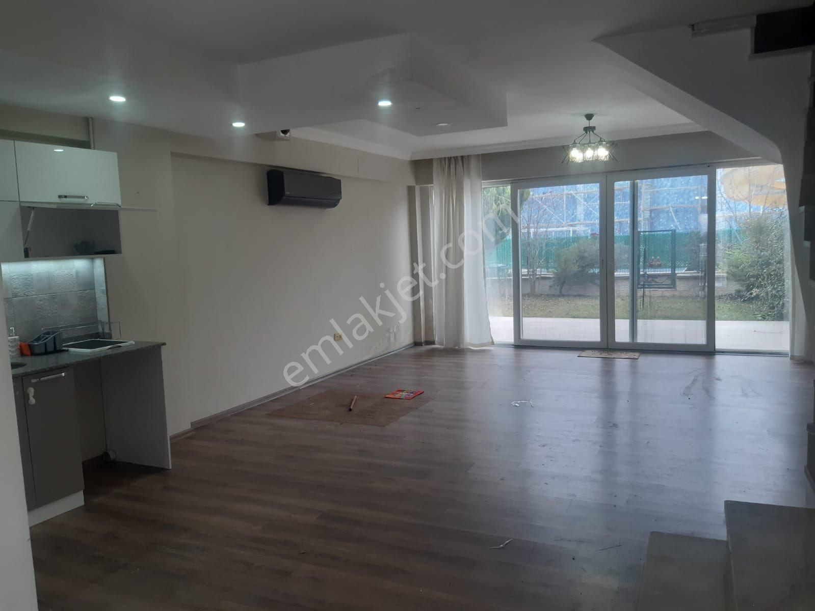 Oğuzeli Şahinbey Kiralık Villa Şahinbey Körkünde 2+1 Villa