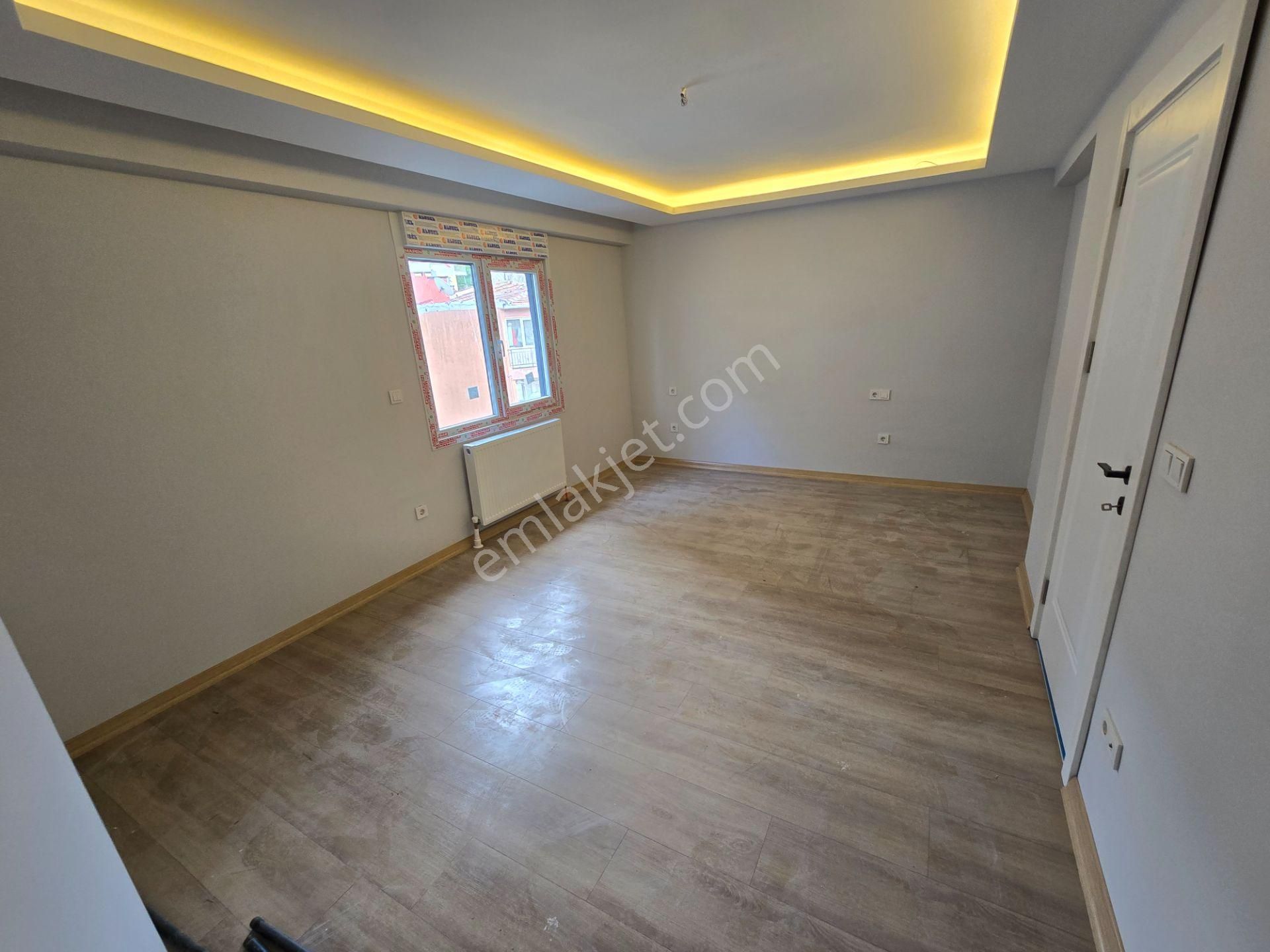 Deluxe 26 ' Dan Tam Merkezde Sıfır Binada Yokuşsuz 3+2 Dublex - Görsel 9