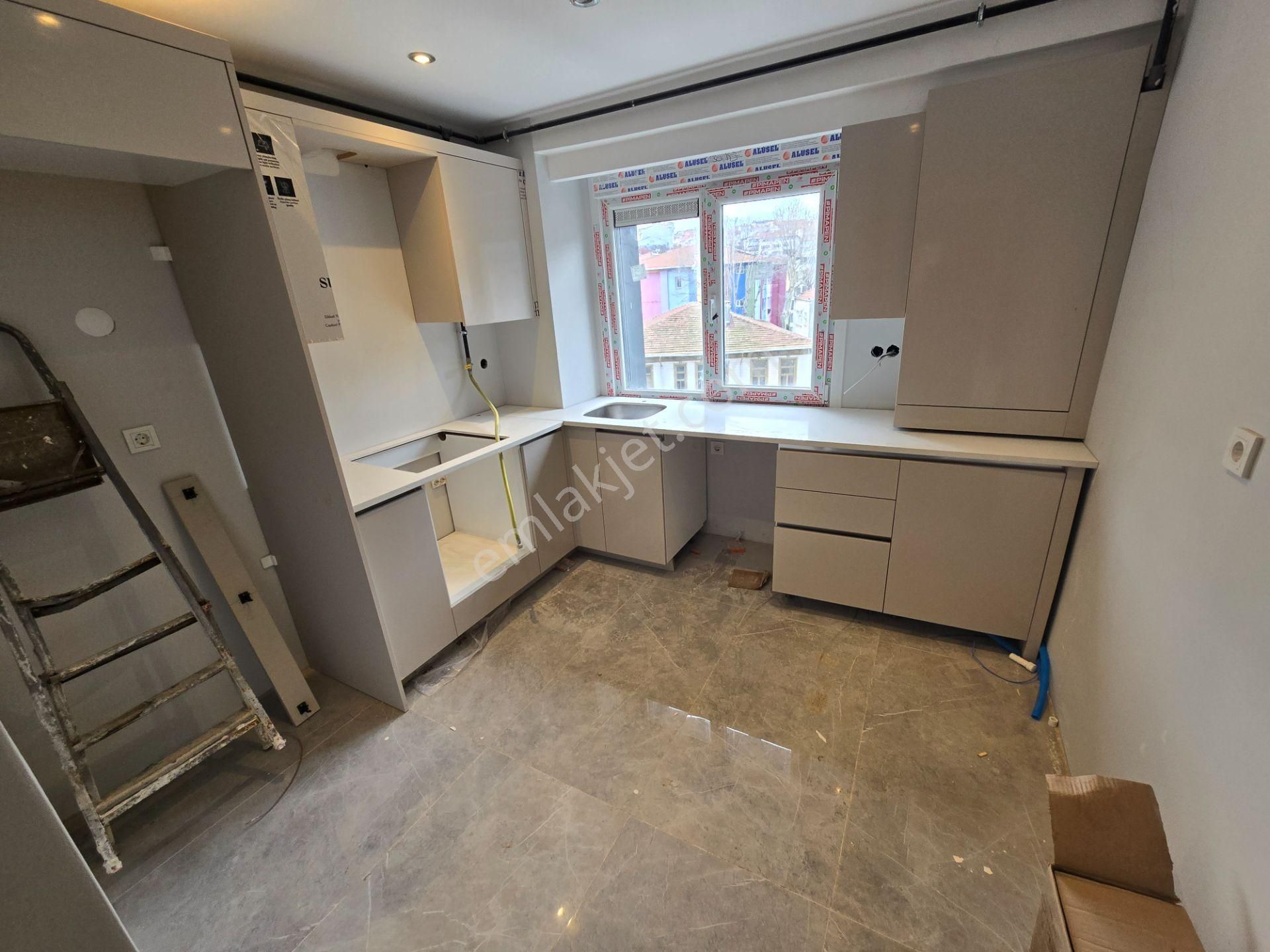 Deluxe 26 ' Dan Tam Merkezde Sıfır Binada Yokuşsuz 3+2 Dublex - Görsel 12