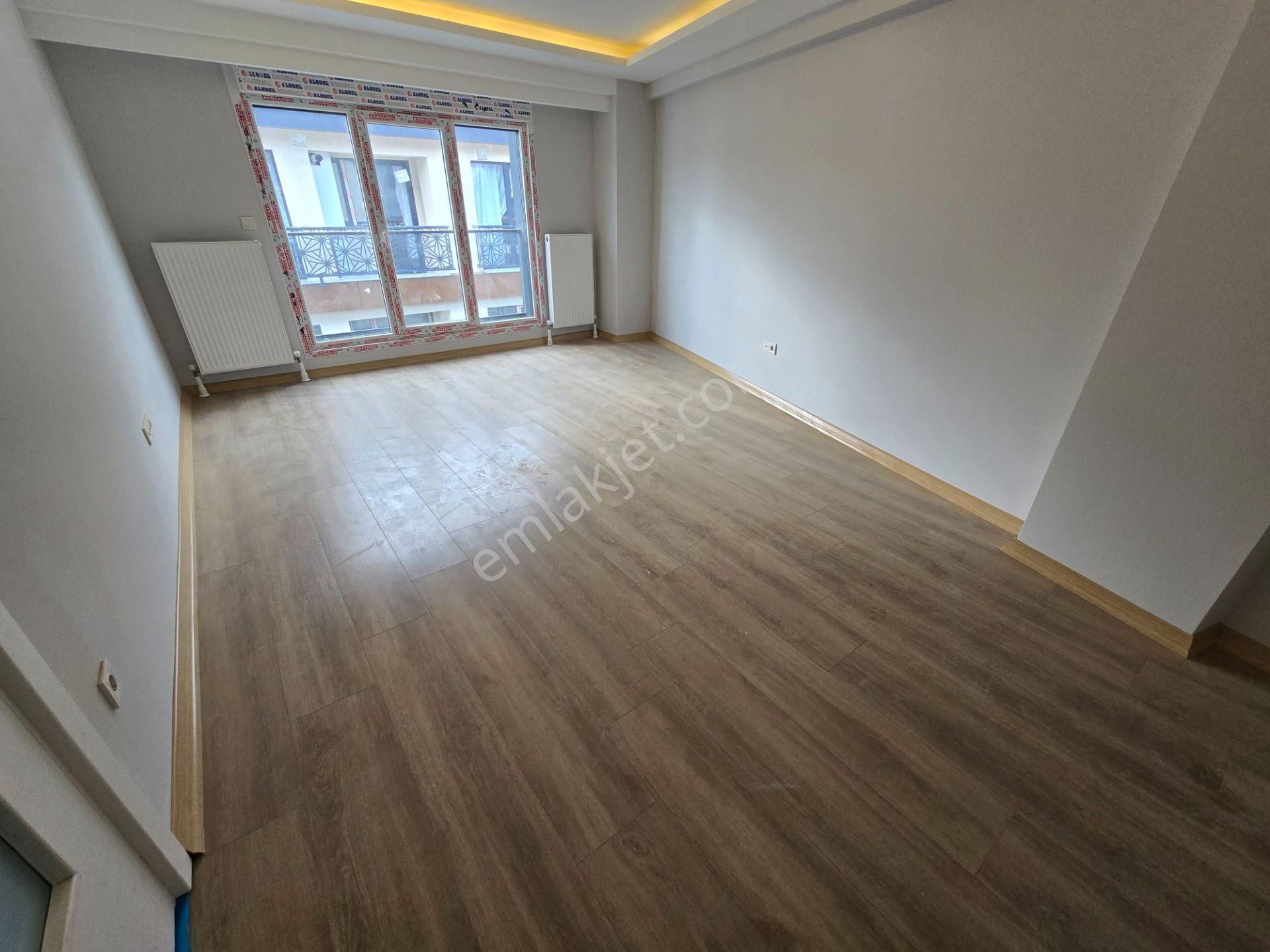 Deluxe 26 ' Dan Tam Merkezde Sıfır Binada Yokuşsuz 3+2 Dublex - Görsel 5