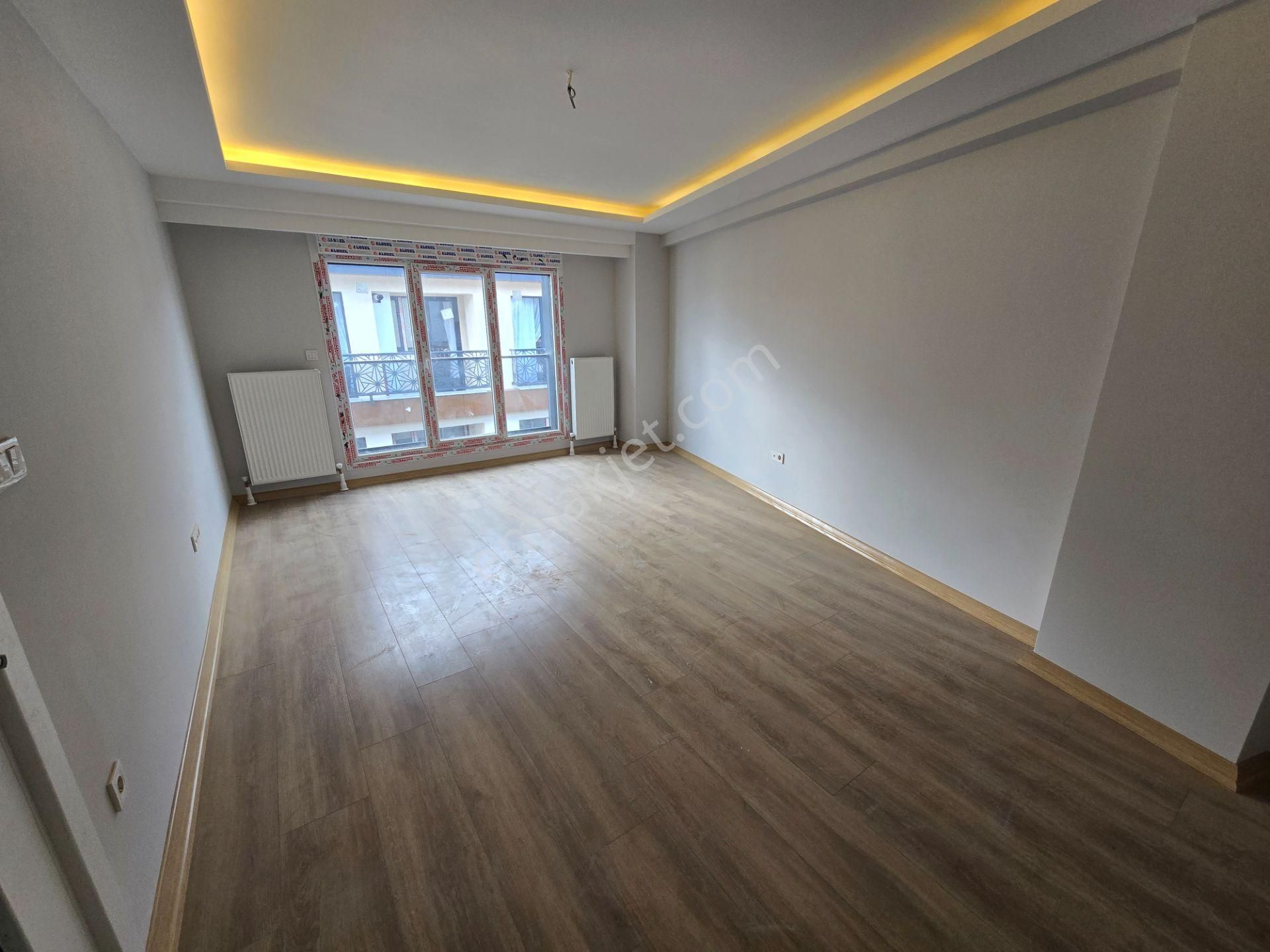 Deluxe 26 ' Dan Tam Merkezde Sıfır Binada Yokuşsuz 3+2 Dublex - Görsel 2