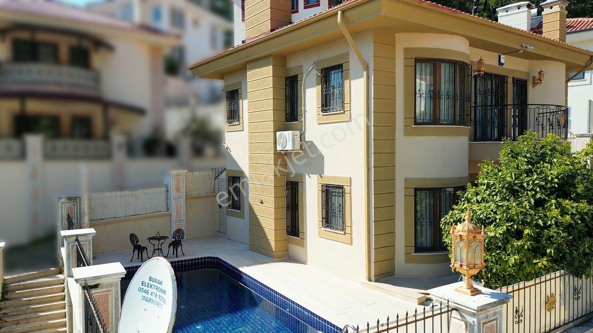 Marmaris Armutalan Satılık Villa Armutalanda Havuzlu Açık Otoparklı Tam Müstakil Satılık Villa