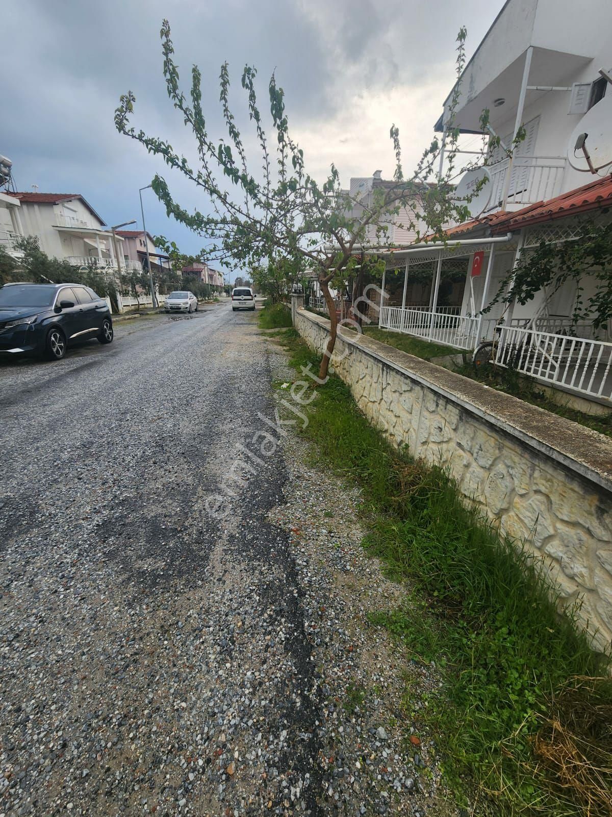 Kuşadası Güzelçamlı Satılık Villa Adınur Gayrimenkul