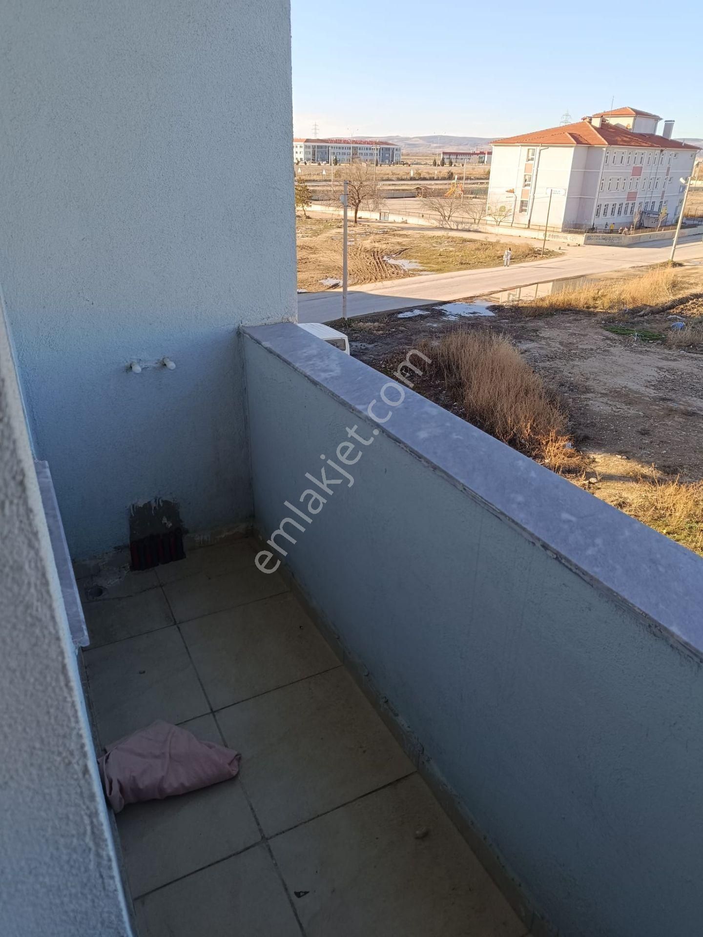 Erenler Mahallesi Afyonkarahisar Satılık Geniş 2+1 Daire - Görsel 6