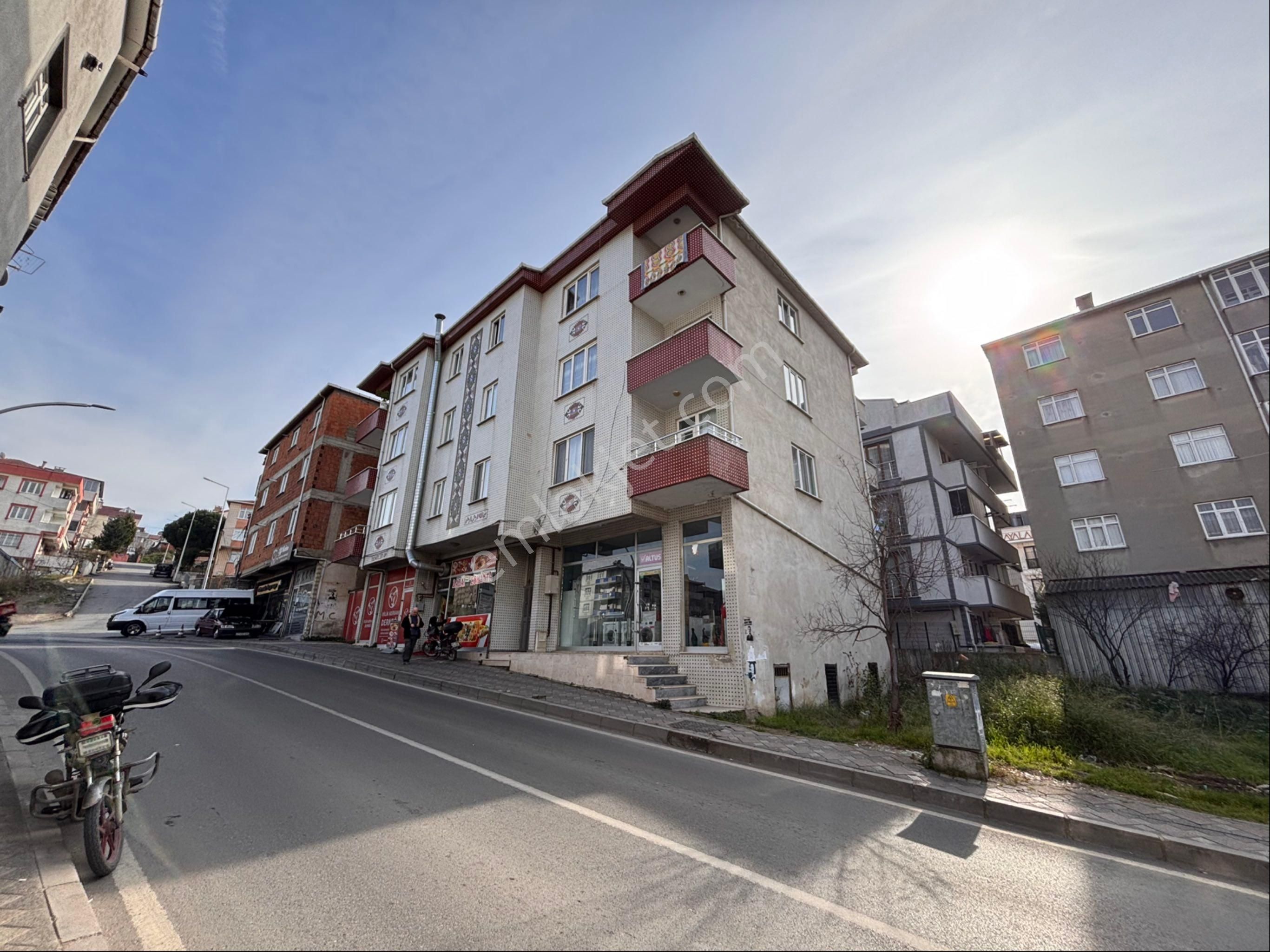 Gebze Yavuz Selim Satılık Daire Ankara Caddesi Üzerinde Satılık 3+1 Geniş İskanlı Daire