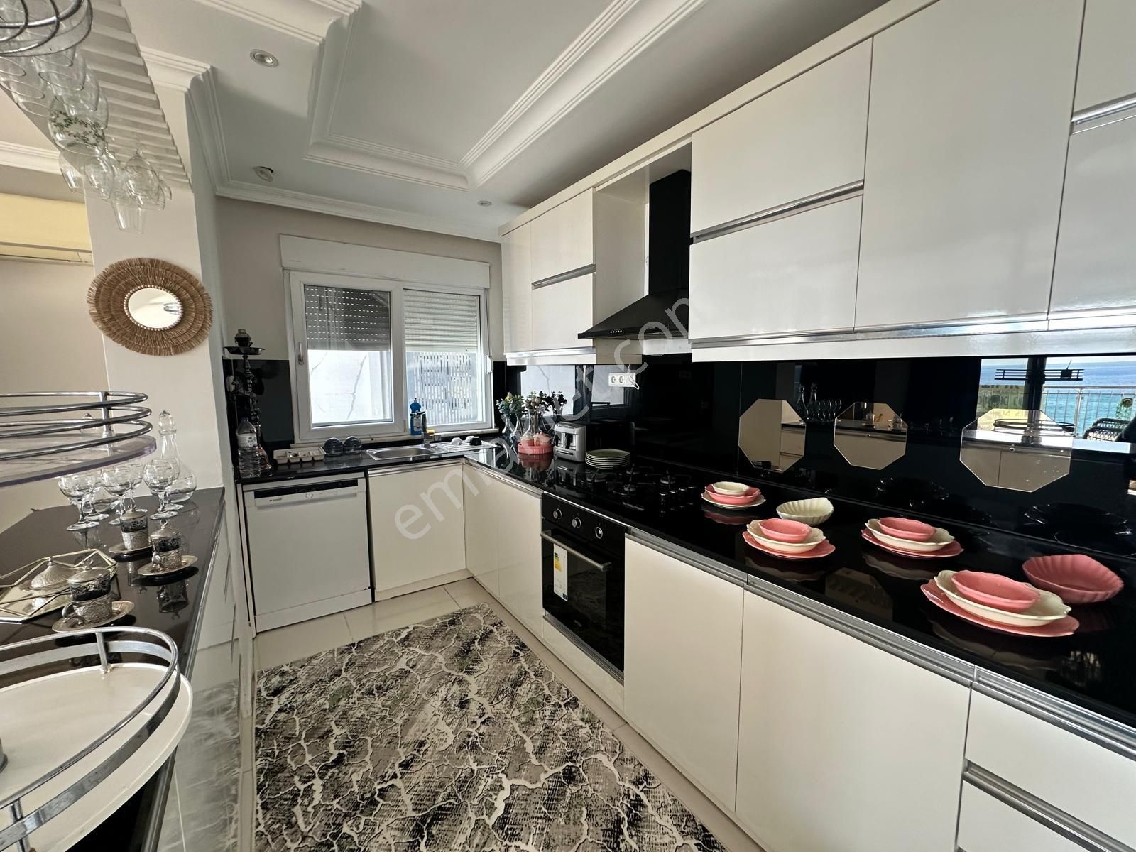 Acil Satılık Denize Sıfır 3+1 Dubleks - Görsel 9