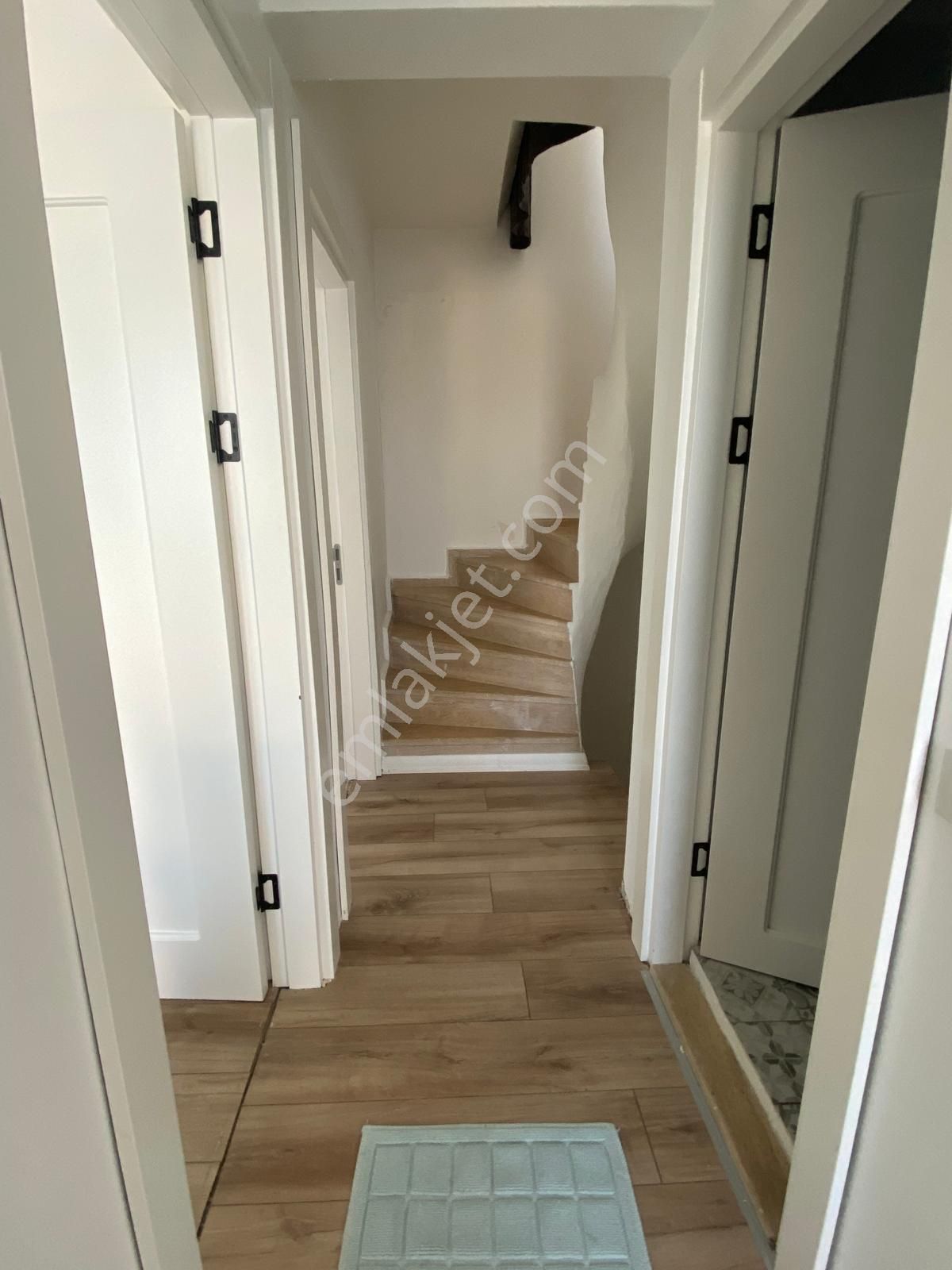 Bağla Aytur Sitesinde 2.5+1 Müstakil Dubleks Villa - Görsel 11