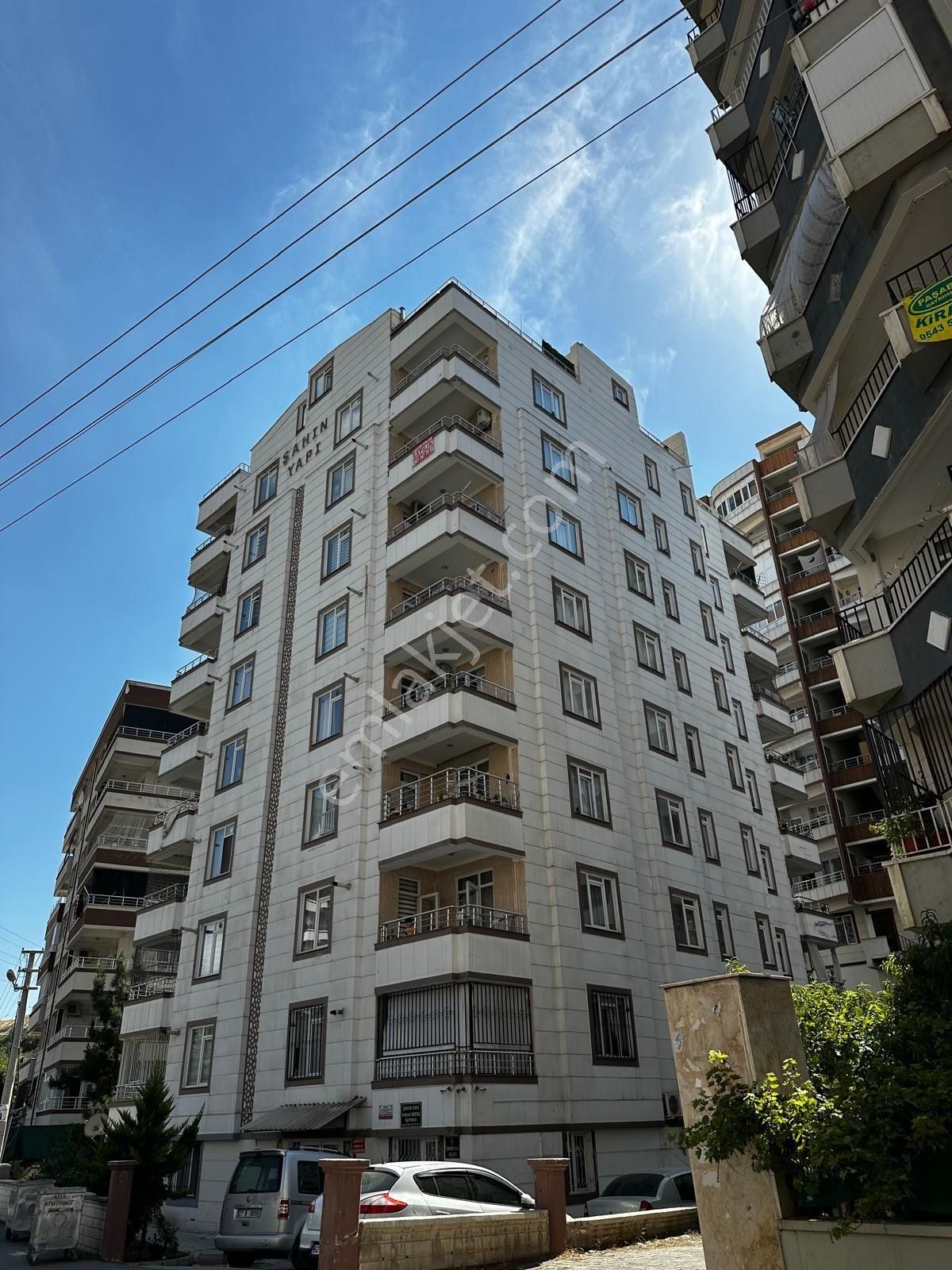 Yavuz Emlak Tan Satılık Daire Arakat Karaköprü Akpiyar Mah Aksa Dogalgaz Arkasi 3 Oda 120mt