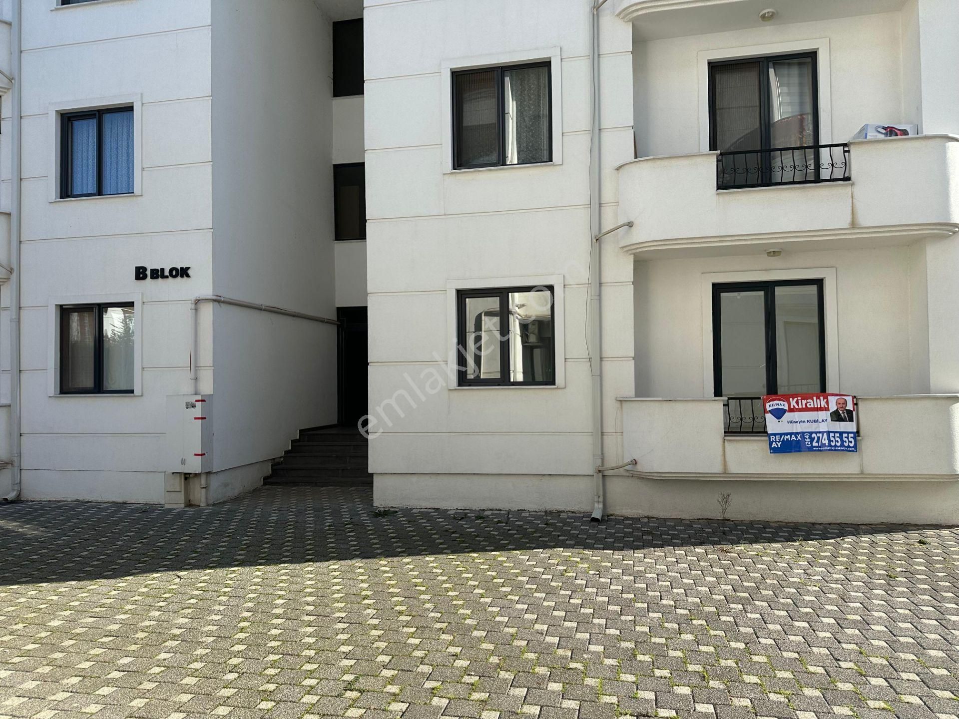 Adapazarı Karaosman Kiralık Daire Re/max Ay Hüseyin Kubilay Merkezı Konumda Kıralık2+1 Daıre