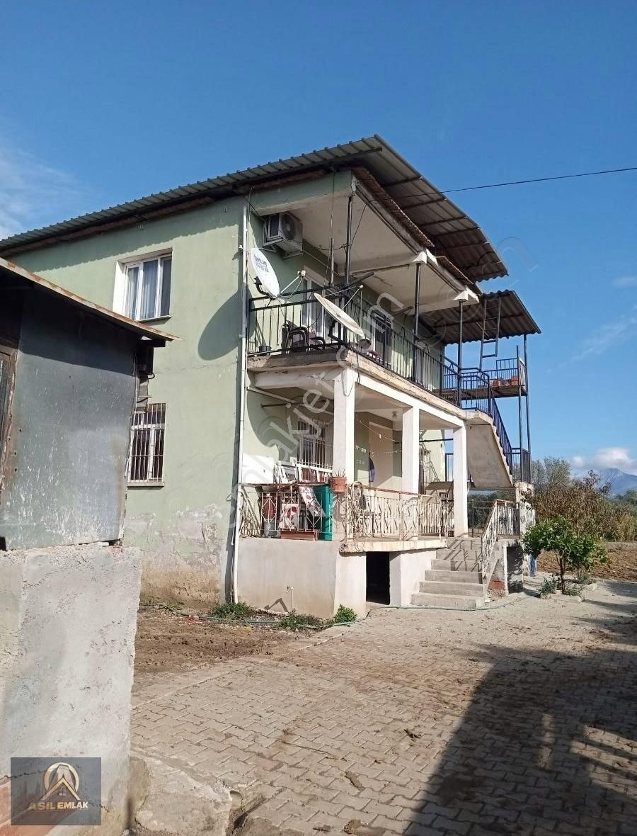 Torbalı Çakırbeyli Satılık Zeytinlik Torbalı Çakırbeyli De İki Katlı Evi Olan Satılık Tarla