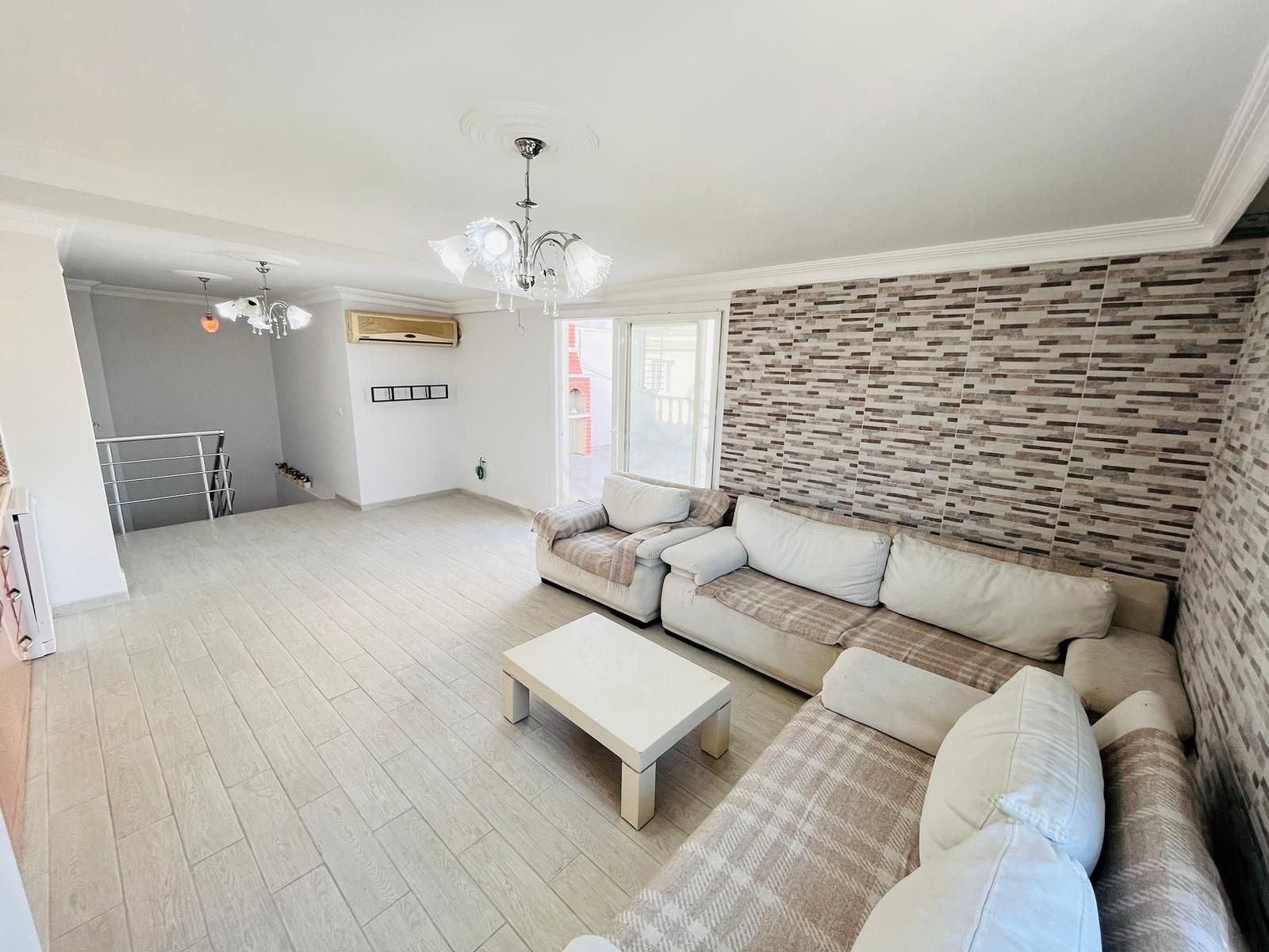 Didim | Efeler Mahallesi Havuzlu Sitede Satılık 3+1 Eşyalı Dubleks Daire