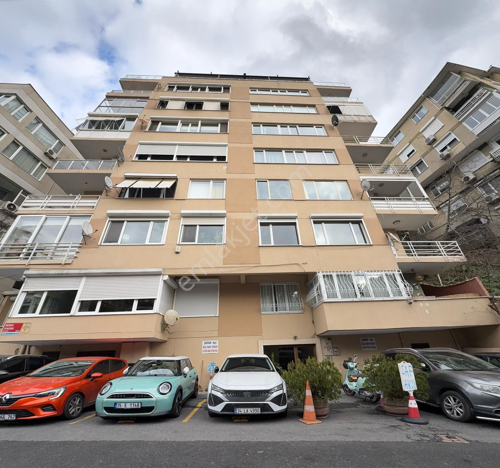 Etiler Çamlıkta Bahçe Çıkışlı Ferah 2.5+1 Satılık Daire - Görsel 15