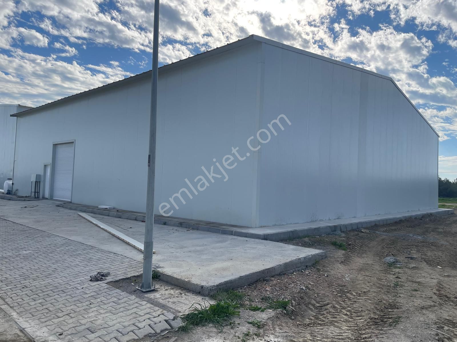 Lefkoşa Haspolat Sanayi Bölgesinde Sıfır Satılık Depo - Görsel 3