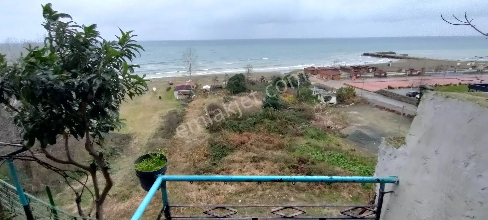 Çimenli Deniz Ve Otoban Kenarında Satılık Bahçeli Villa - Görsel 3
