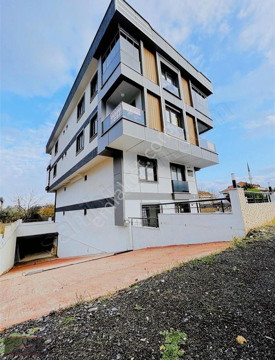 Beylikdüzü Kavaklı Kiralık Daire Kavaklı'da 2+1 Sıfır Kullanışlı Kiralık Daire