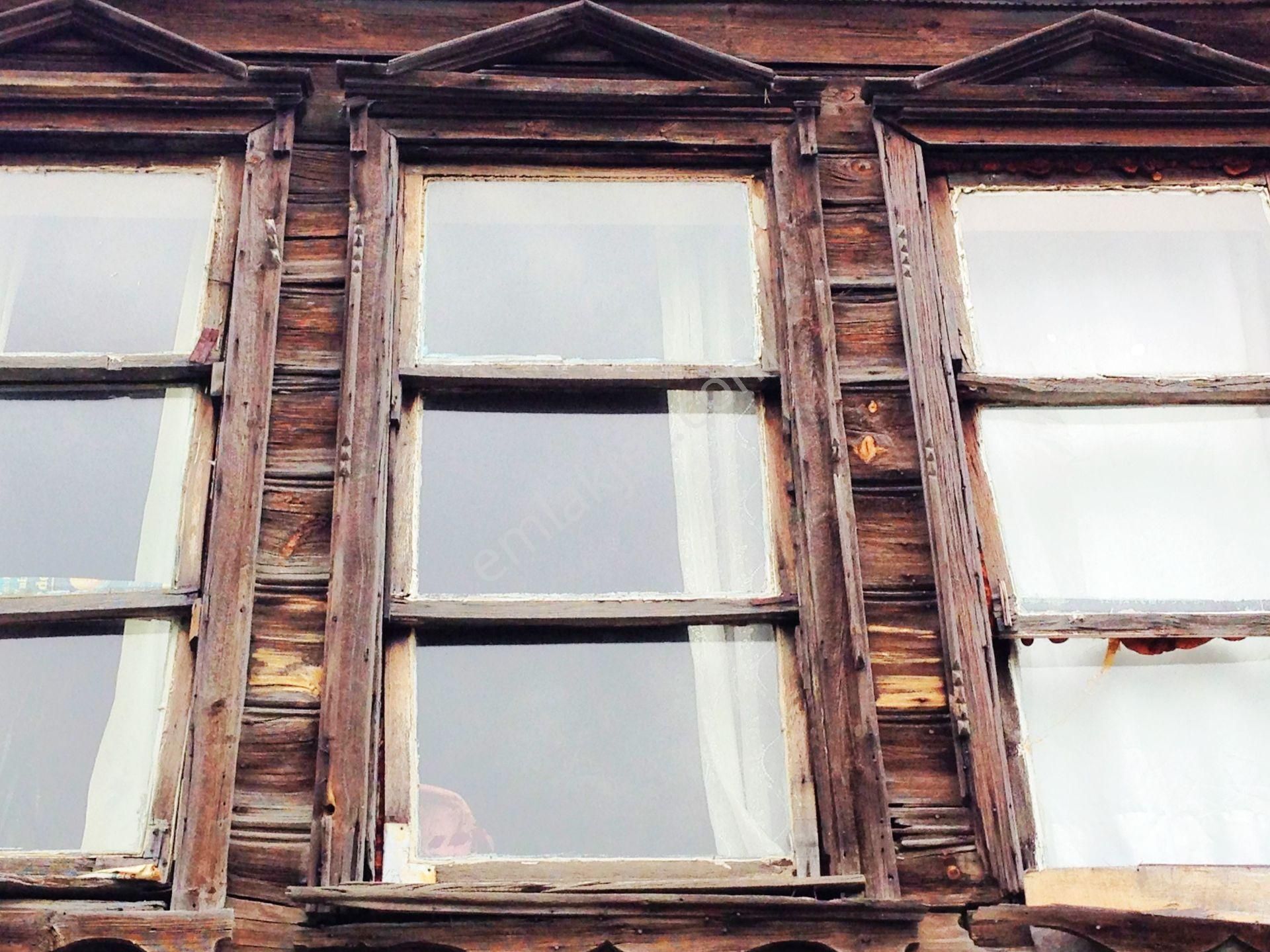 Üsküdar Salacak Yalıboyu Satılık Ahşap Köşk - Görsel 11