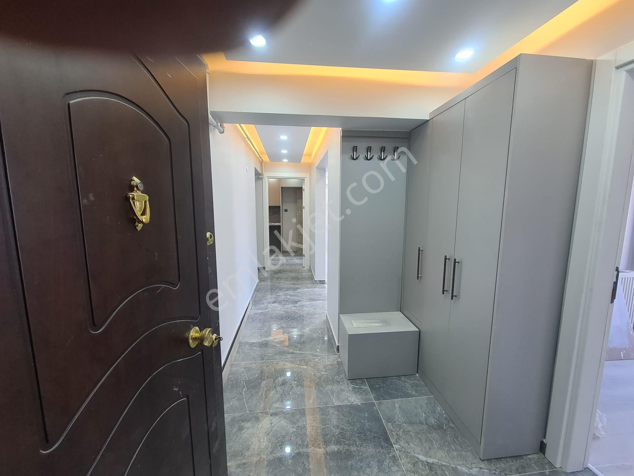 Acill Konak İzmirpark Avm Yakını 2+1 95m2 Ayrı Mutfak Dgazlı Asansörlü Arakat Satılık Daire - Görsel 18