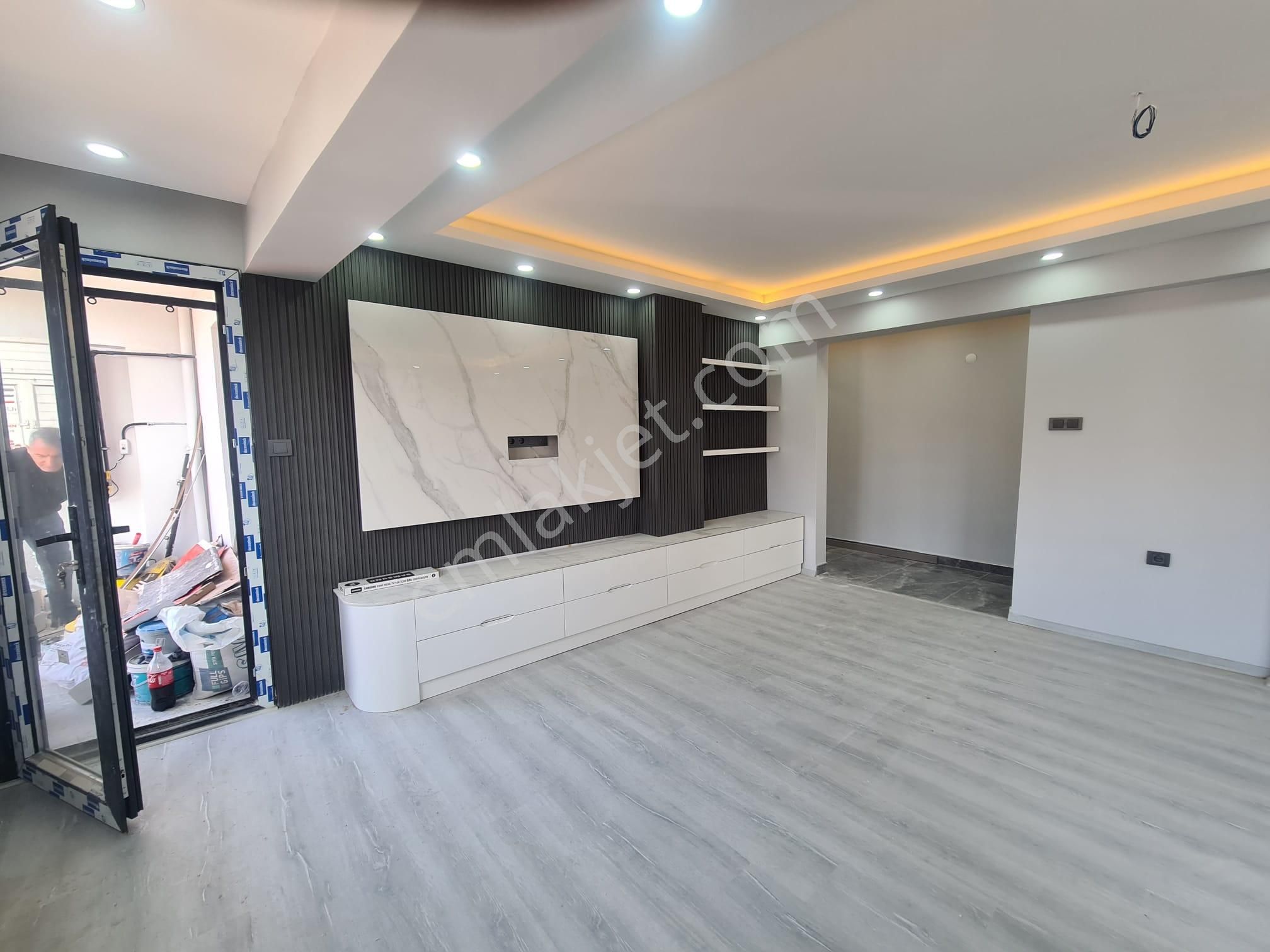 Acill Konak İzmirpark Avm Yakını 2+1 95m2 Ayrı Mutfak Dgazlı Asansörlü Arakat Satılık Daire - Görsel 3