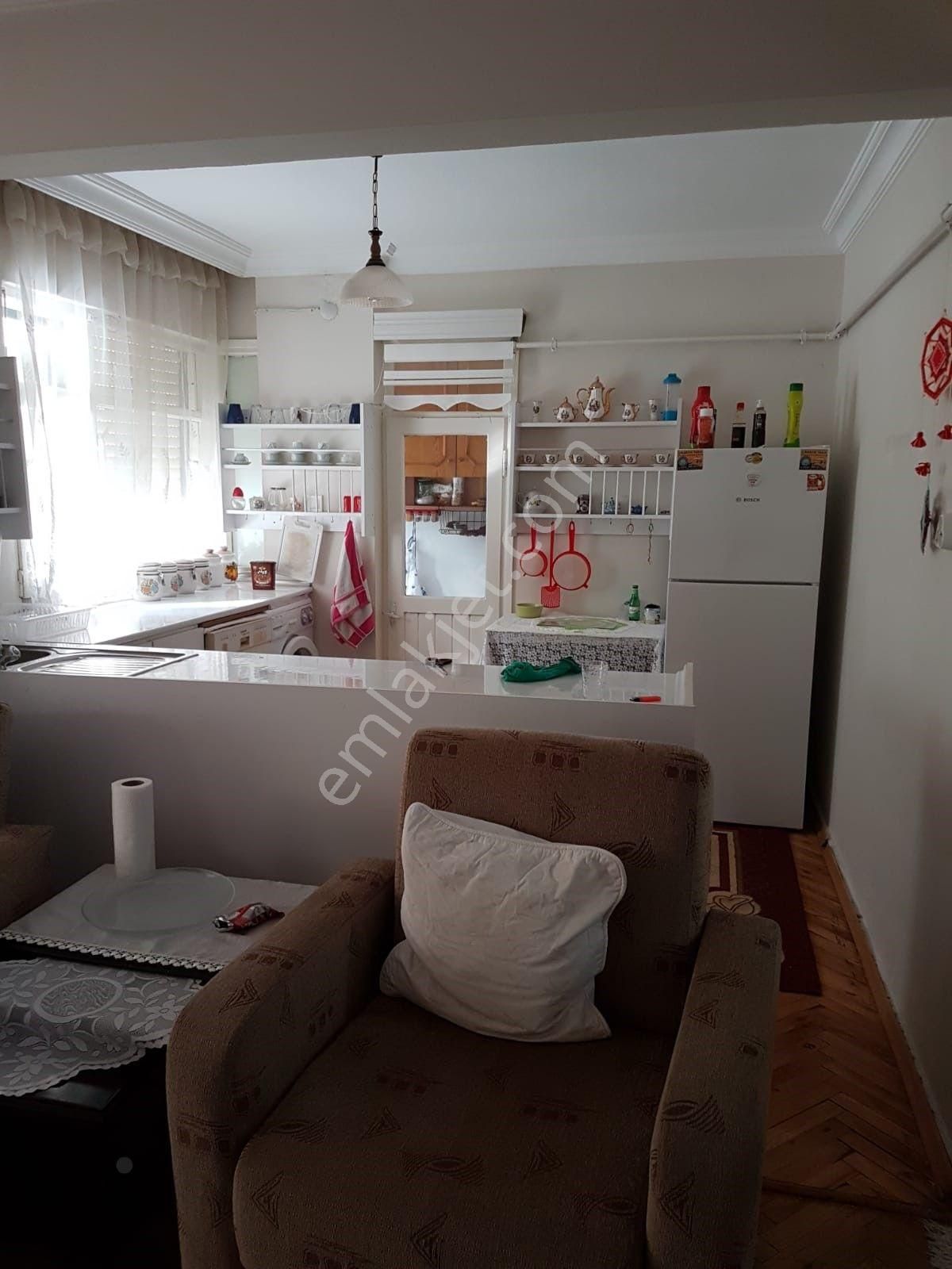 Çınarcık Çamlık Satılık Daire Akşenden Yalova Çınarcık Çamlıkta 1.kat 100m² 2+1 Satılık Daire