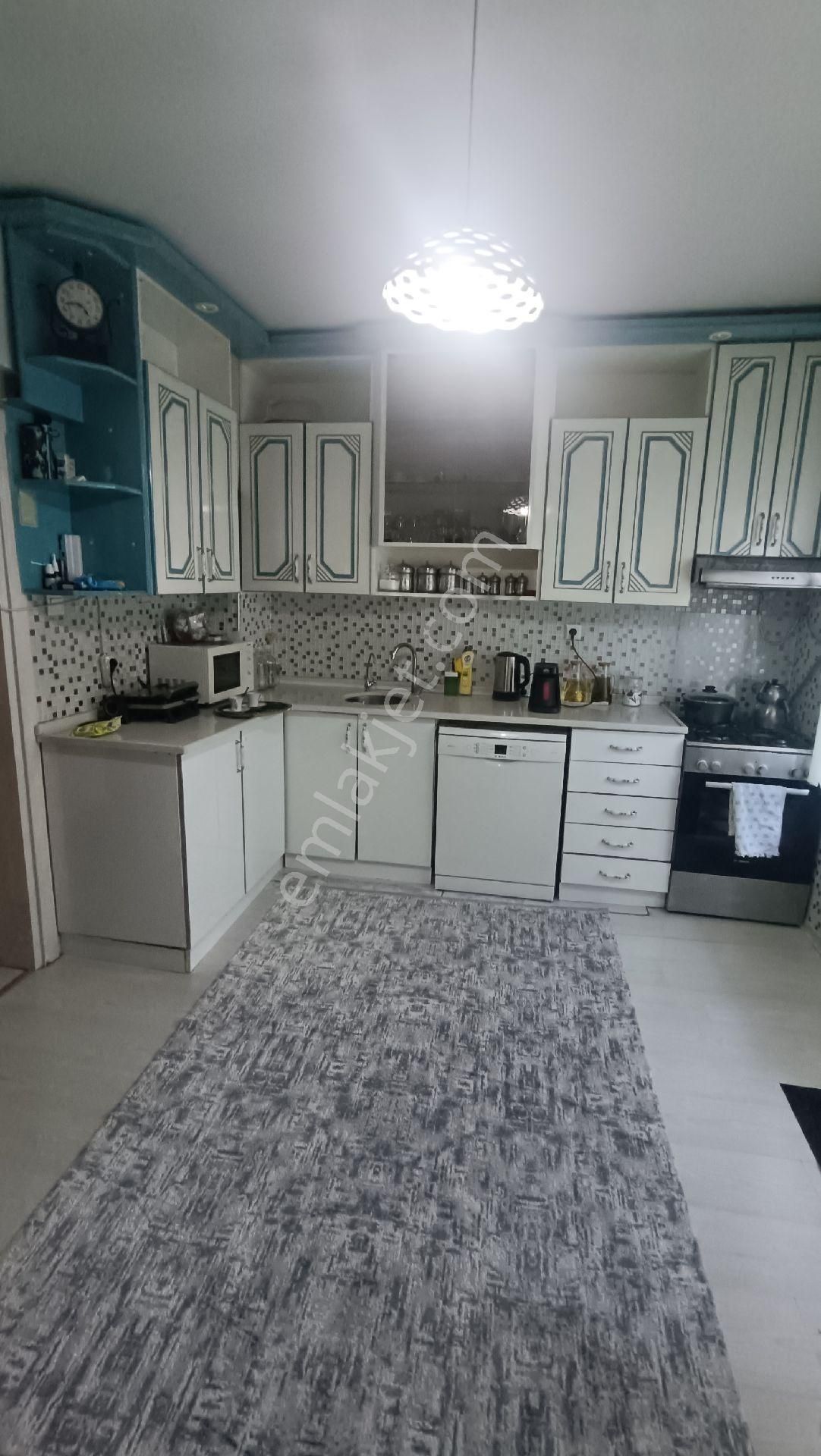 Körfez Mimar Sinan Satılık Daire Körfez Mimar Sinan Da 3+1 135 M² Satılık Arakat Daire