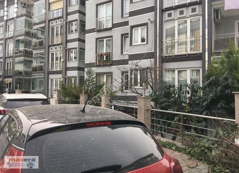 Bakırköy Kartaltepe Satılık Apartman Dairesi 12 Yıllık Adliyeye Metroya E/5 Yakın Hukuk-mali Müşavirlere 3+1