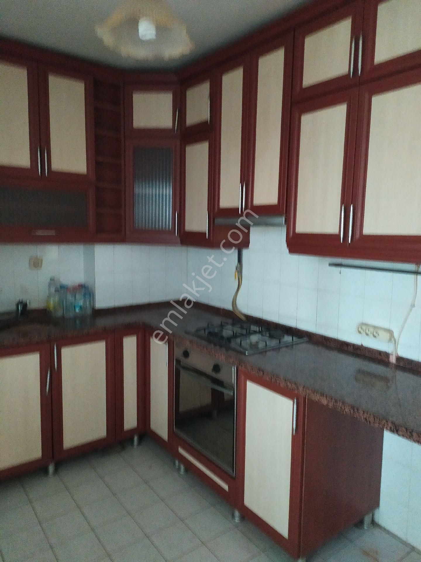 Akhisar Has Hoca Kiralık Daire Kiralık Doğalgazlı Daire