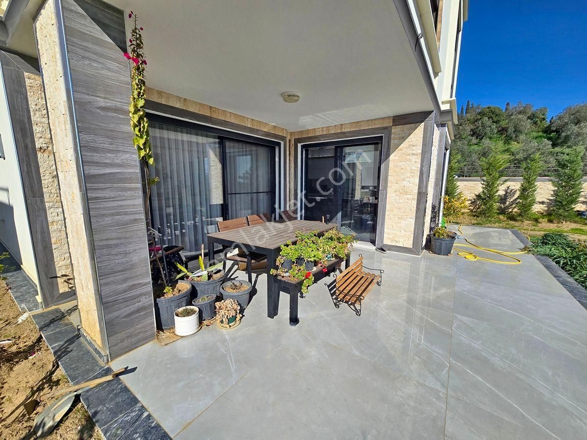 Altınoluk Satılık Villa / Deniz Manzaralı / Müstakil / 500 M2 Kullanım Alanlı - Görsel 9