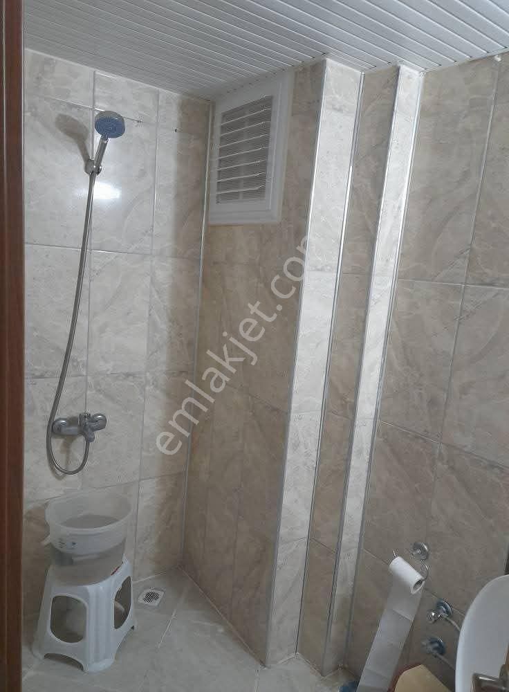 Uşak Merkez Aybey Satılık Daire Caykenarinda Balkonlu Ve Full Eşyalı Kiracılı Satılık 1+1