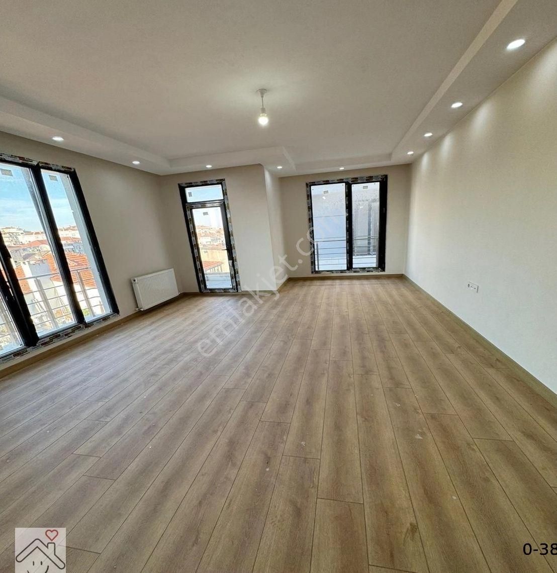 Avcılar Denizköşklerde Deniz Manzaralı Çok Geniş Ve Kullanışlı Muthiş Sıfır Dublex Daire Fırsatı - Görsel 4