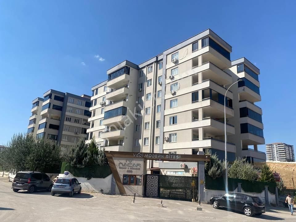 Şahinbey Ertuğrulgazi Kiralık Daire Repa Gayrimenkul Songül Gözcü'den Ertuğrulgazi Mah'de 3+1 Daire