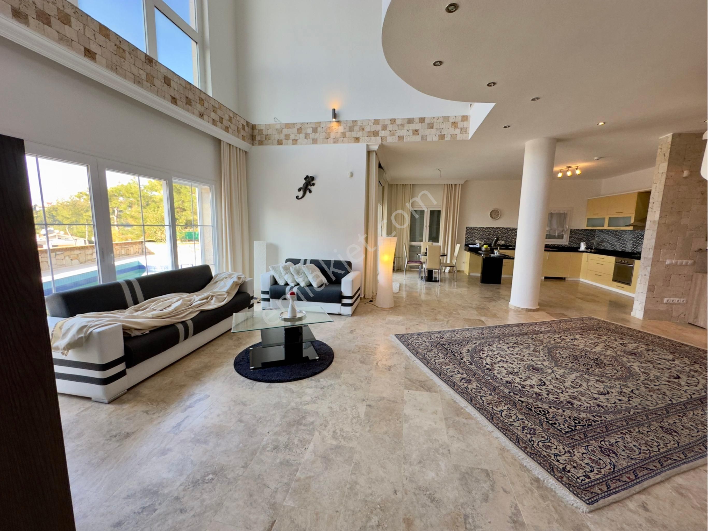 Kuşadası Soğucak'ta Müstakil 4+1 Villa. - Görsel 7