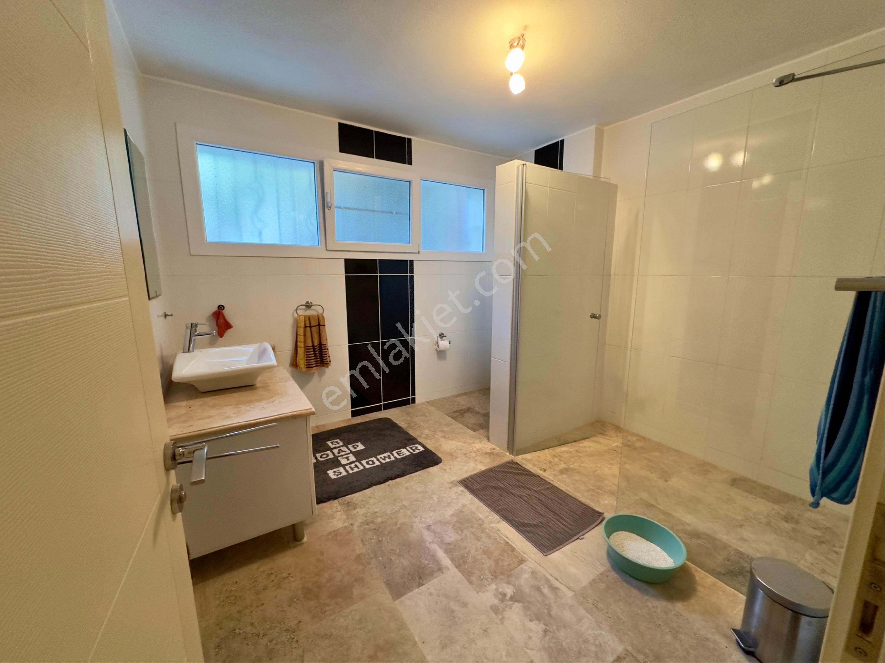 Kuşadası Soğucak'ta Müstakil 4+1 Villa. - Görsel 24